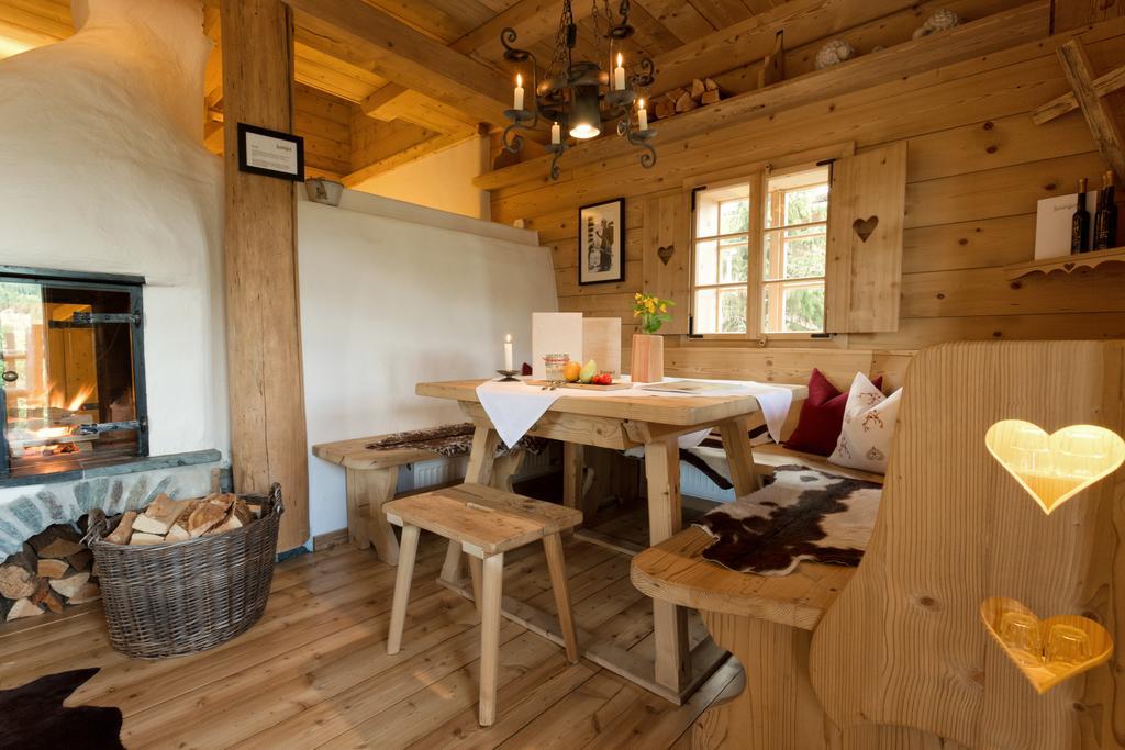 Hotel Almdorf Seinerzeit Wiedweg Zewnętrze zdjęcie