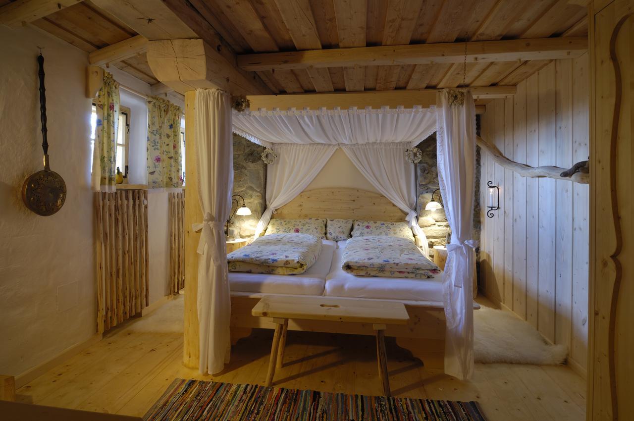 Hotel Almdorf Seinerzeit Wiedweg Zewnętrze zdjęcie